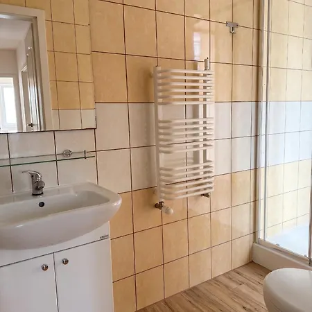 Jeziorki B&B