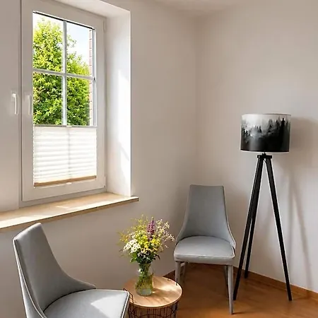 Jeziorki Bed & Breakfast 3*