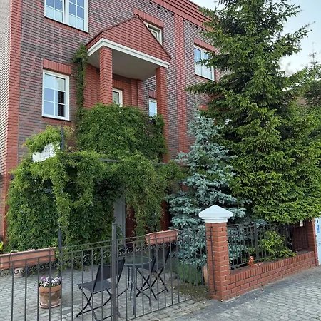Bed and Breakfast Jeziorki 3*